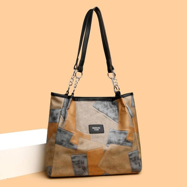 Tote Bag for Shopping and Outings: Soft Leather, Crossbody, Casual - Image 3