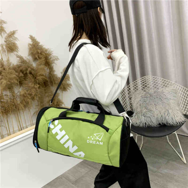 Unisex Sports & Fitness Barrel Bag: Travel Handbag, Gym Bag